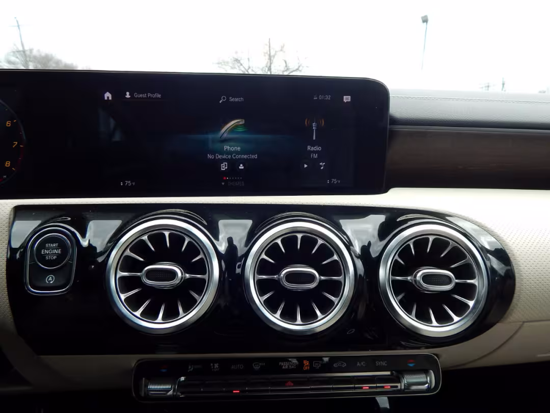 2021 Mercedes-Benz CLA - W1K5J4HB2MN170407 - Image #24