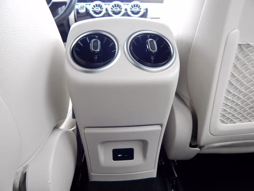 2021 Mercedes-Benz CLA - W1K5J4HB2MN170407 - Image #30