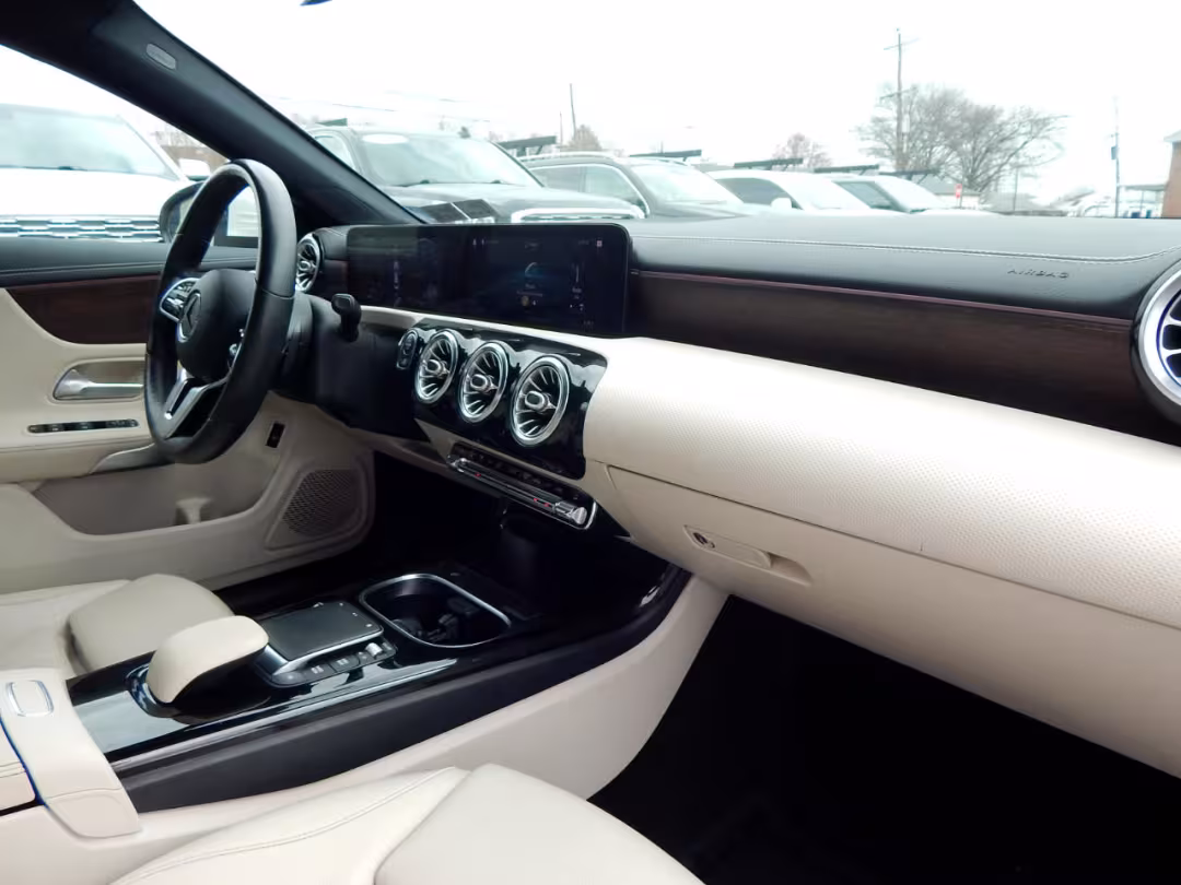 2021 Mercedes-Benz CLA - W1K5J4HB2MN170407 - Image #37