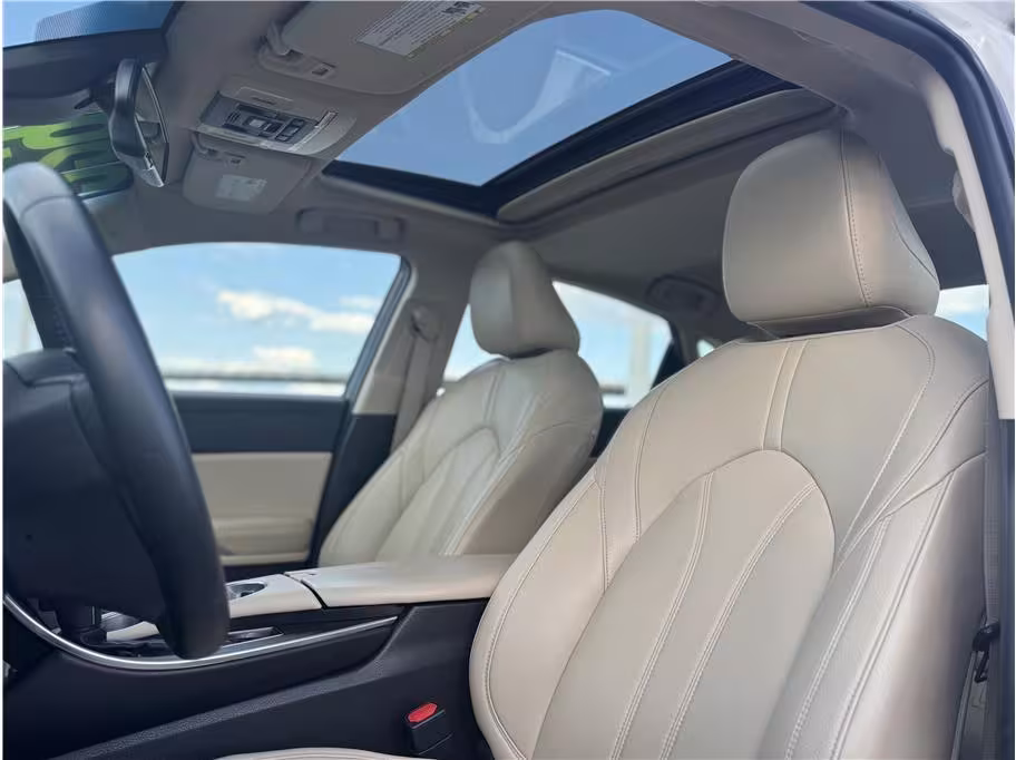 2021 Toyota Avalon Hybrid - 4T1AA1AB7MU010008 - Image #10