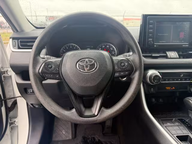2021 Toyota RAV4 - 2T3P1RFV8MC219312 - Image #13