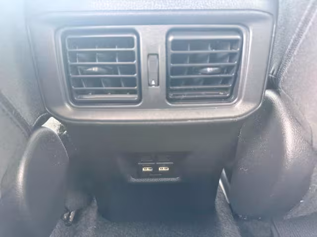 2021 Toyota RAV4 - 2T3P1RFV8MC219312 - Image #20