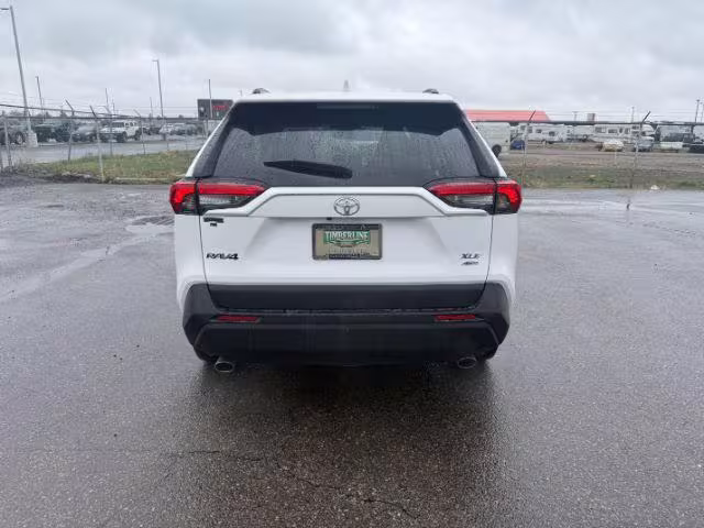 2021 Toyota RAV4 - 2T3P1RFV8MC219312 - Image #3