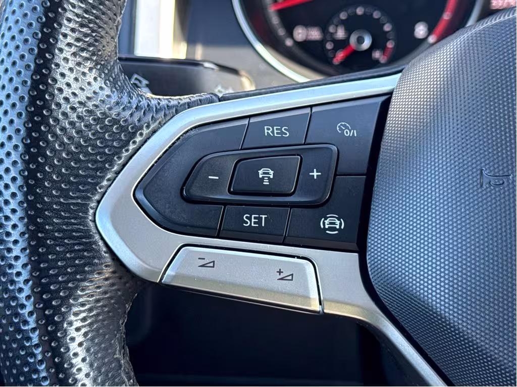 2021 Volkswagen Atlas - 1V2RR2CA2MC608988 - Image #11