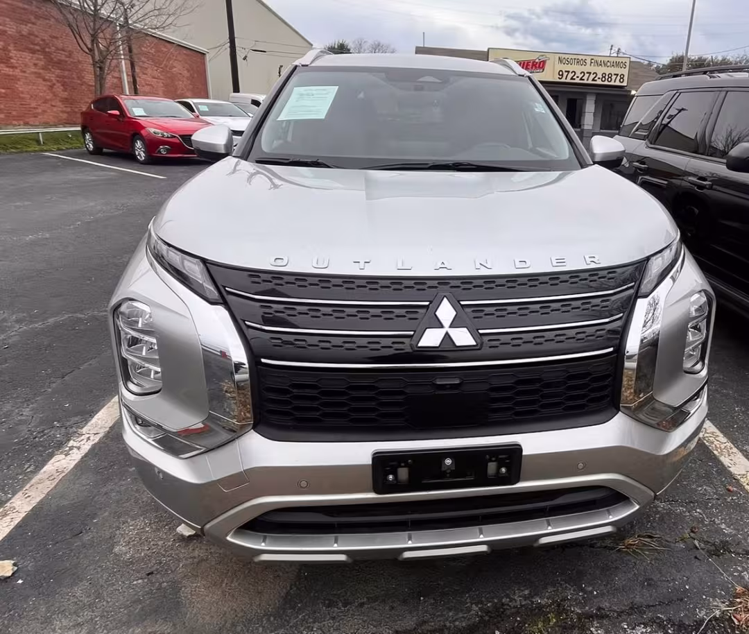 2022 Mitsubishi Outlander - JA4J3VA81NZ060265 - Image #1