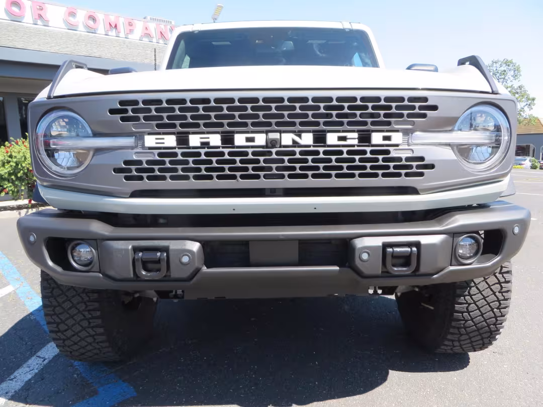 2023 Ford Bronco - 1FMEE5DP3PLB77089 - Image #12