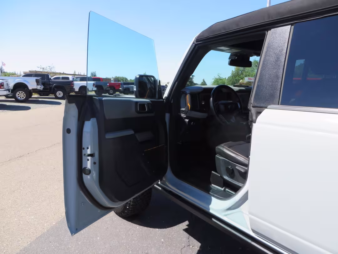 2023 Ford Bronco - 1FMEE5DP3PLB77089 - Image #20