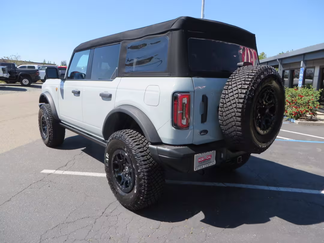 2023 Ford Bronco - 1FMEE5DP3PLB77089 - Image #6